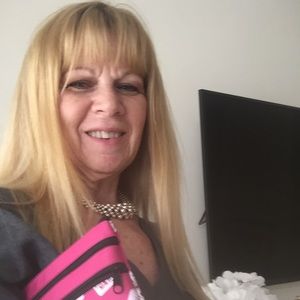 Meet your Posher, Bev